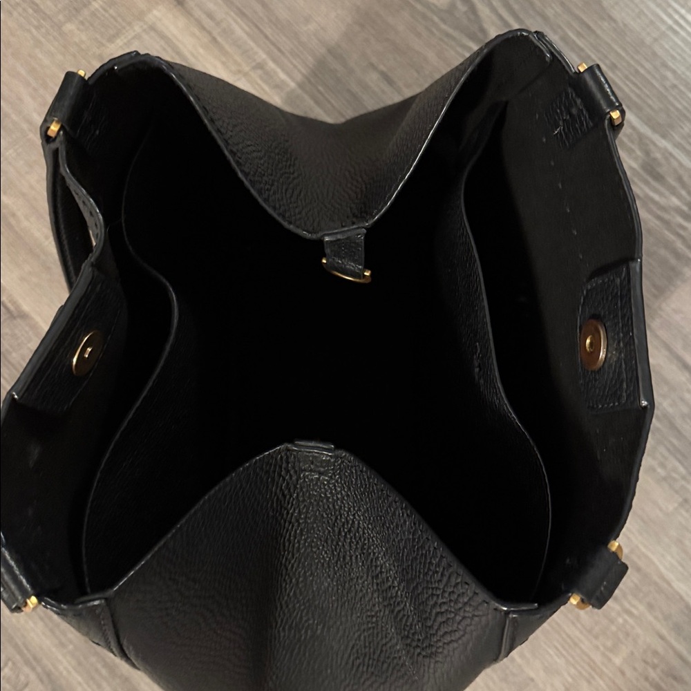 Tory Burch Black Shoulder Bag - Picture 9 of 12